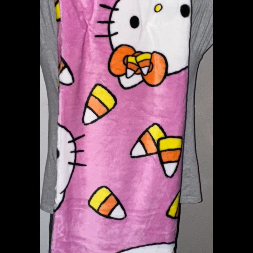 Hello Kitty Pink Blanket
